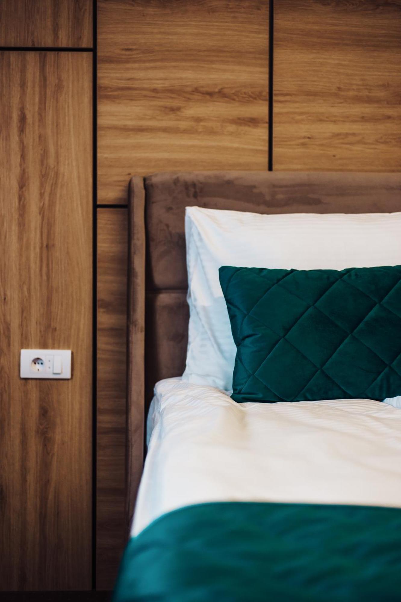 Hotel Brcko Gas Sarajevo Lukavica Dış mekan fotoğraf